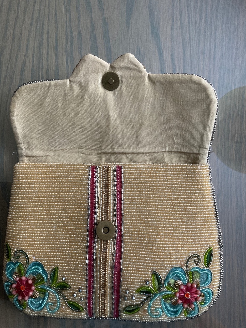 MARY FRANCES GORGEOUS BUTTERFLY CROSSBODY/CLUTCH BAG. LIKE NEW!! - Picture 8 of 10